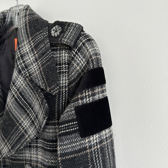 Juicy Couture Vintage Y2K Black Grey Tweed Crop Pea Jacket | Size 2 - Picture 4 of 10